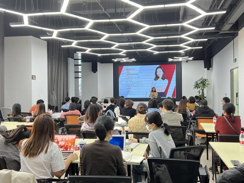 Langyage Team Learning